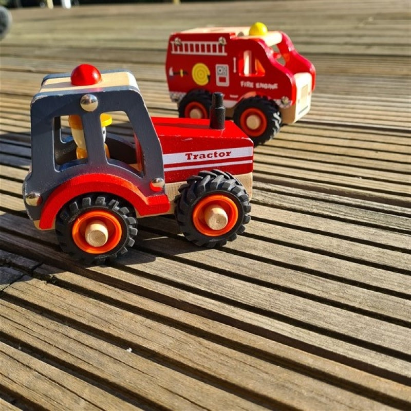 TRACTEUR EN BOIS