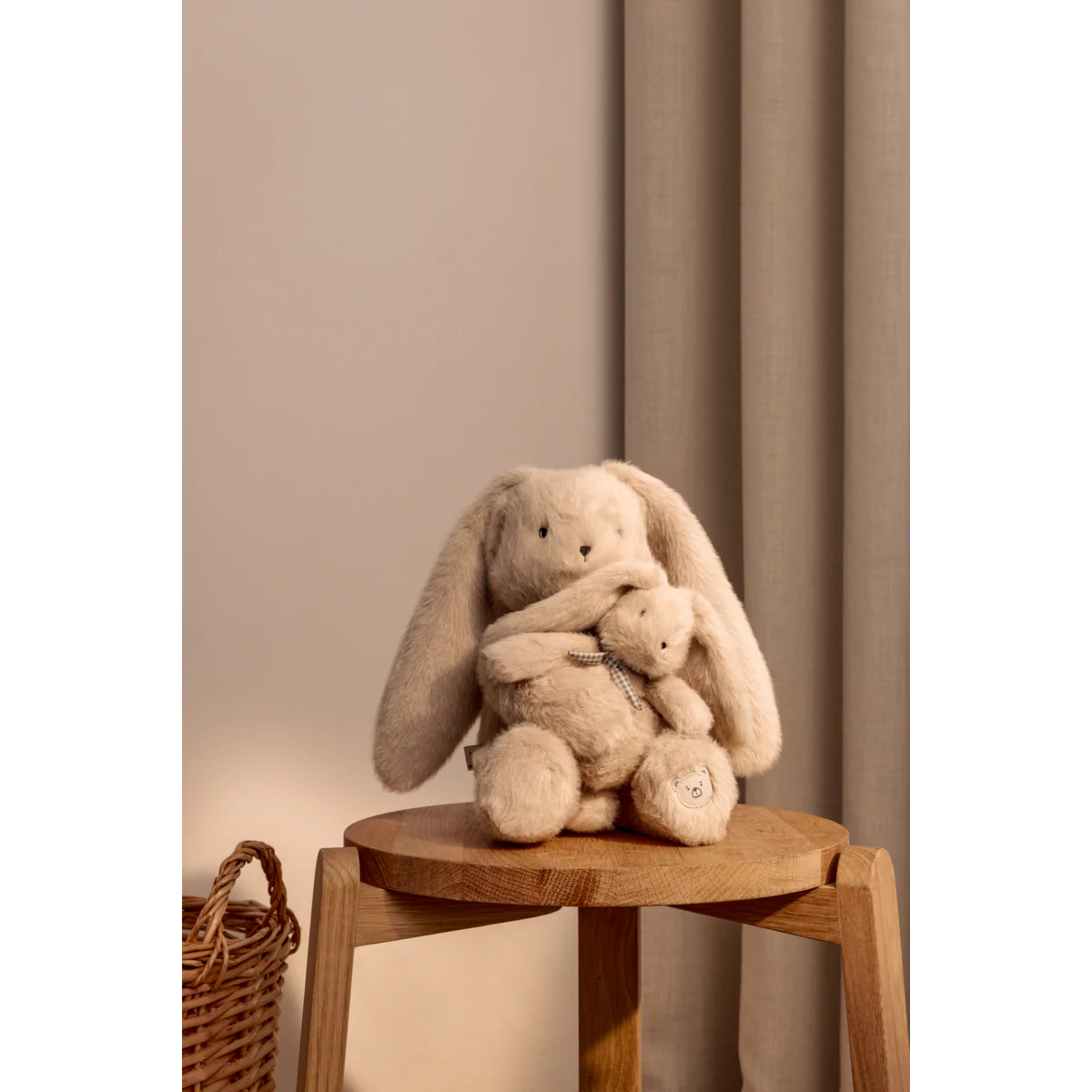 BERTO et Bébé Lapin en Peluche