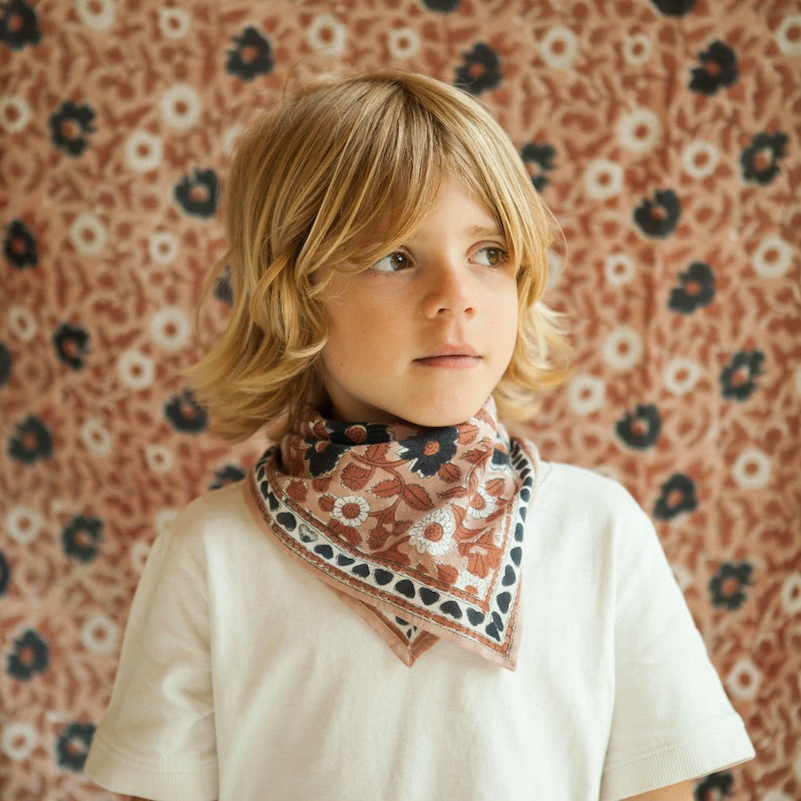 PETIT FOULARD MANIKA "CŒUR" PRALINE
