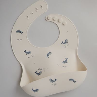 Bavoir en silicone Baleine