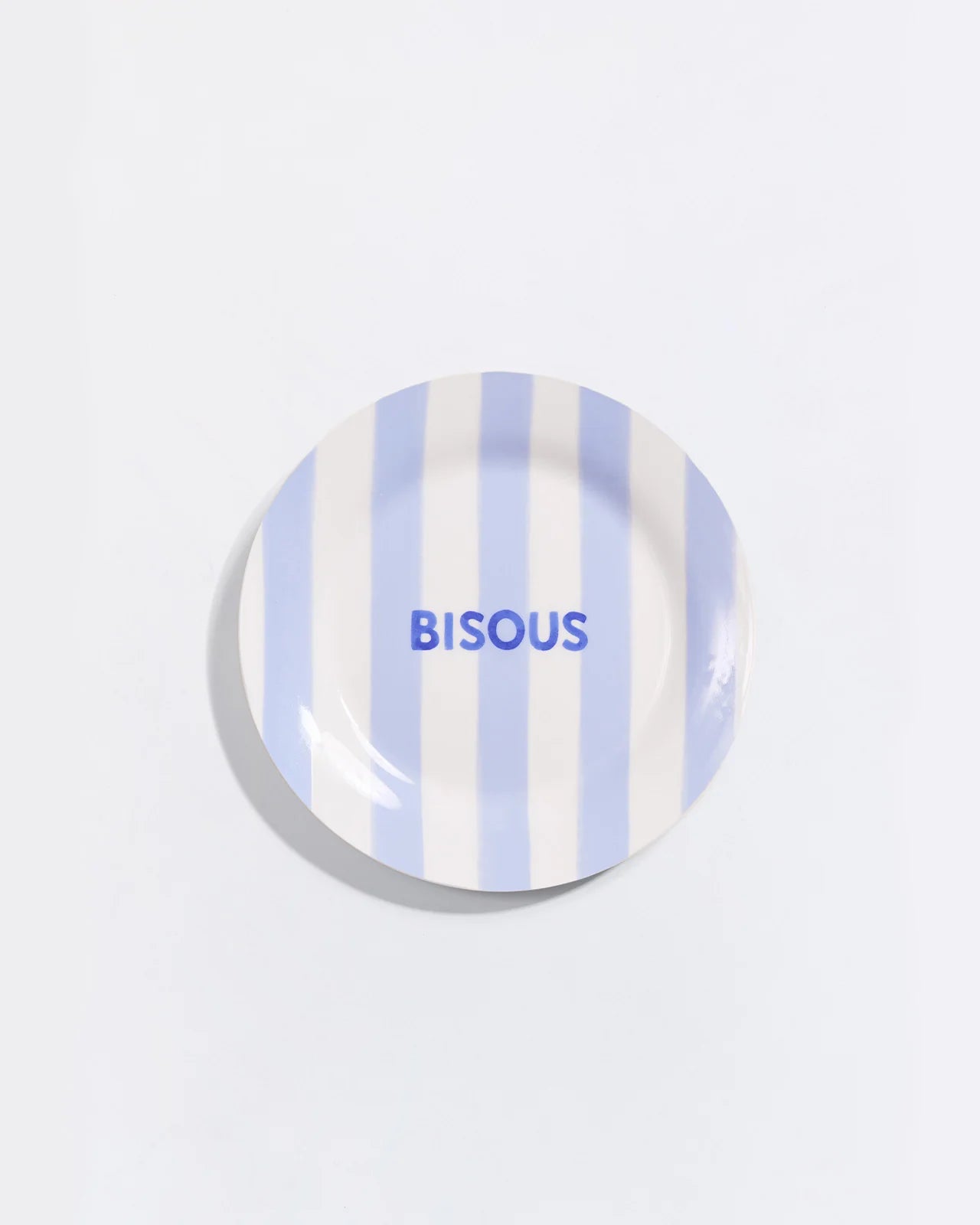 L'assiette rayée Bisous en porcelaine - 19 cm