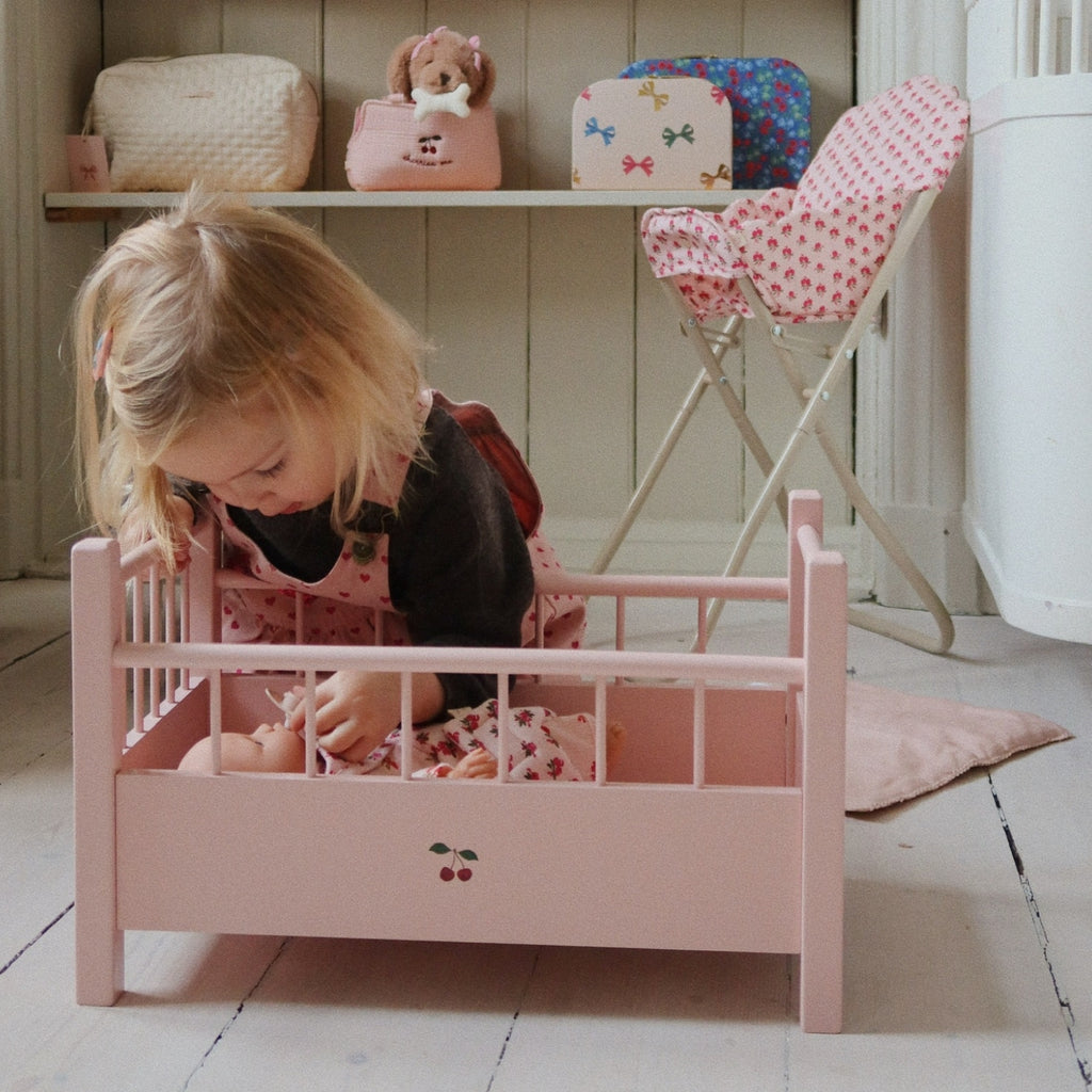 Lit pour poupée en bois rose - Konges Sløjd