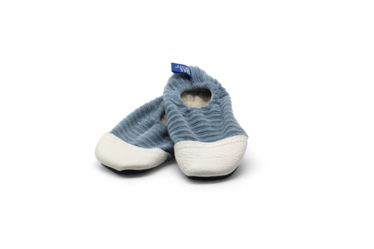 Chaussons Les Petits Velours – Bleu ciel