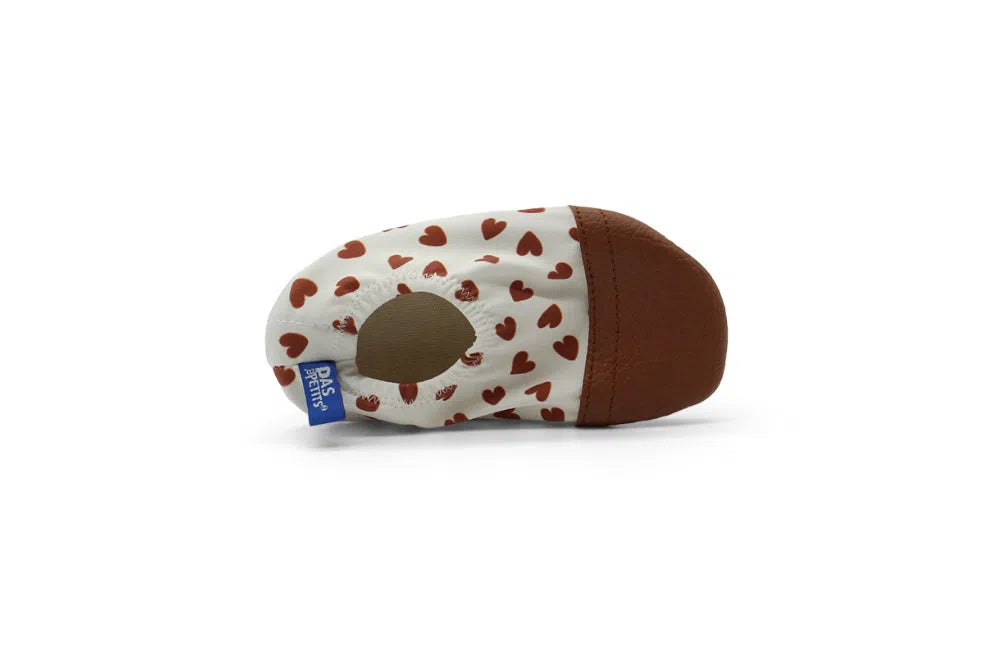 Chaussons Les Petits Coeurs – La Collab