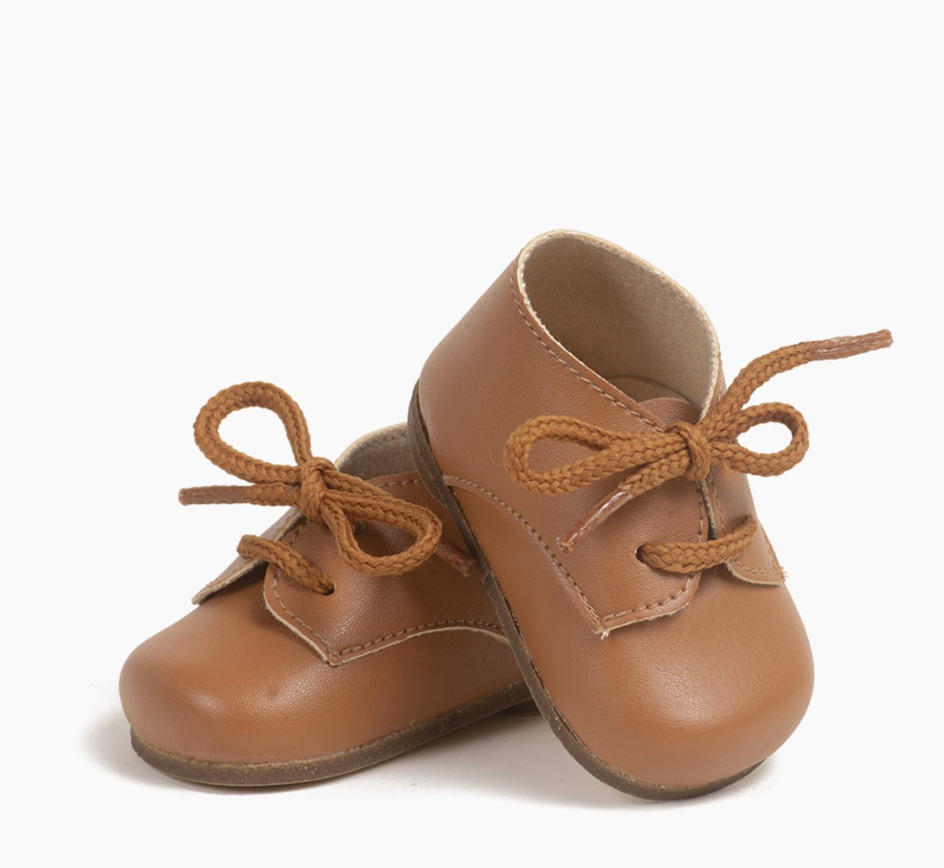 Bambinis – Paire de chaussures à lacets “Derbies” caramel