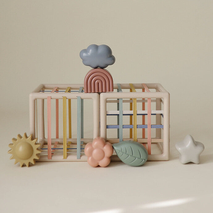 mushie Boîte à Formes avec Elastiques