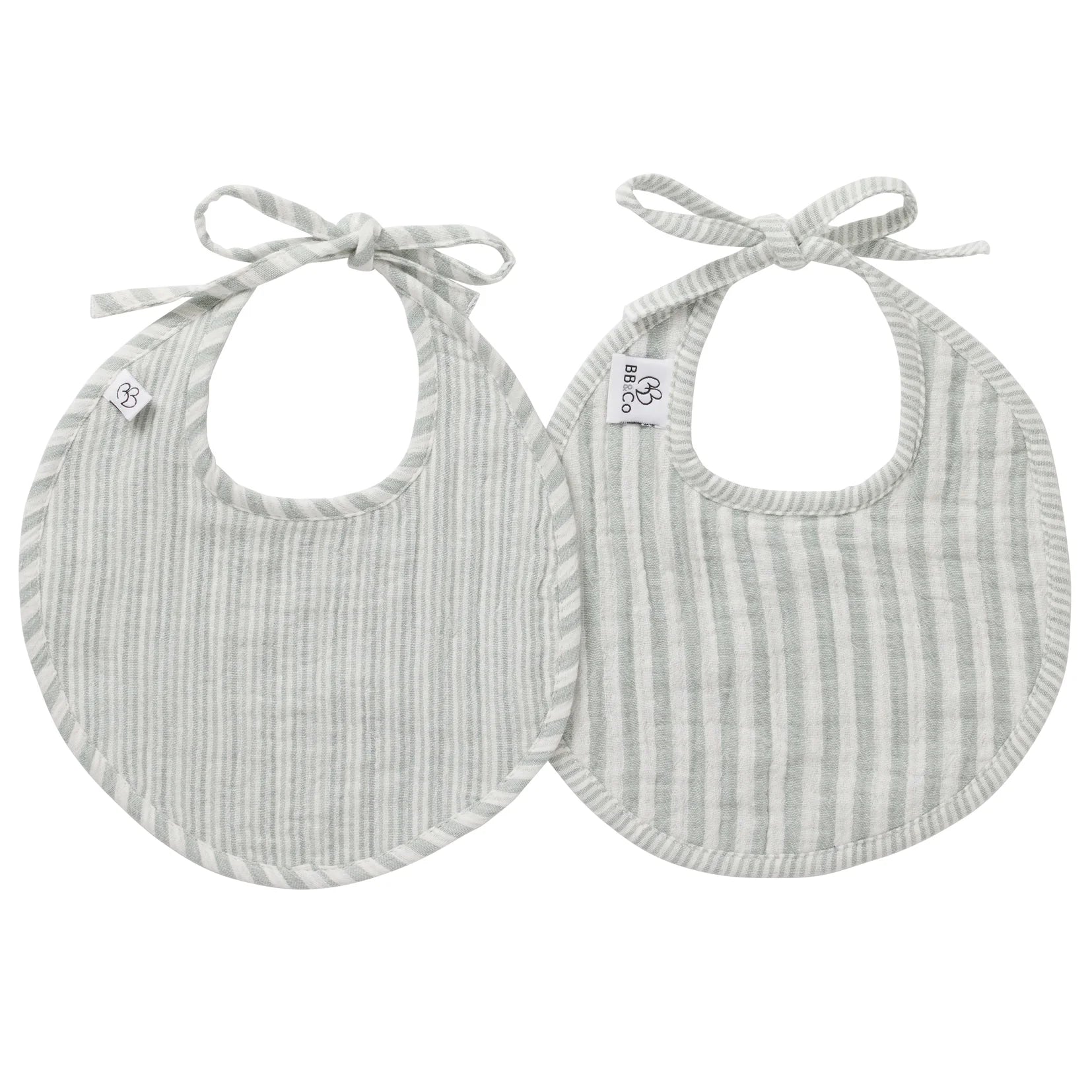 Lot de 2 bavoirs naissance en gaze de coton rayé vert de gris – Soft Stripes