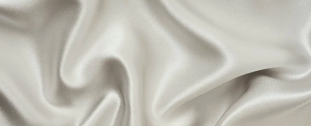 Taie d'oreiller 100% pure soie de mûrier - Gris Perle 65x65cm