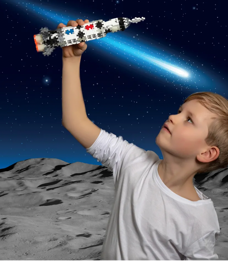 Méga Tube FUSEE SATURN V Plus plus