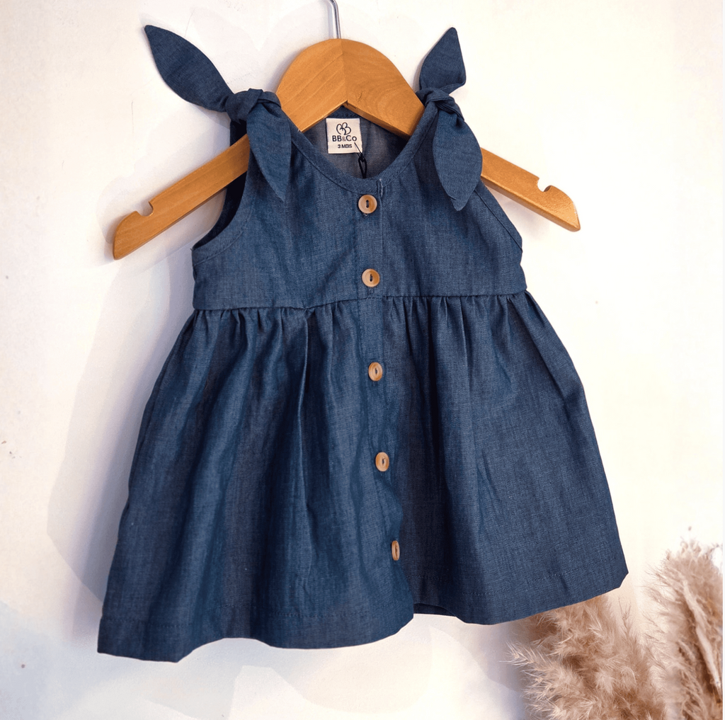 Robe boutonnée sans manches Chambray bleu
