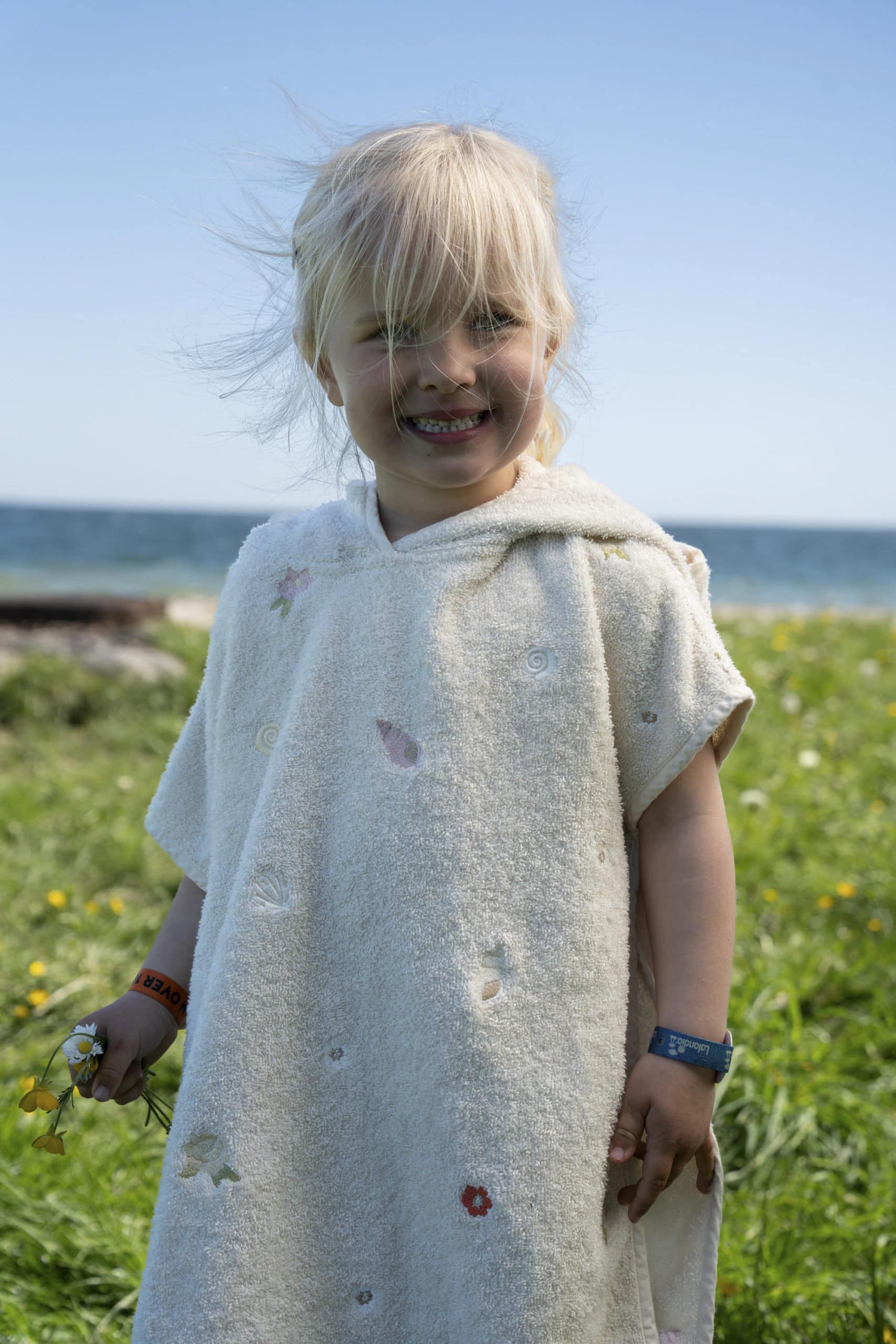 Poncho de plage brodé GOTS - Ocean Blossom