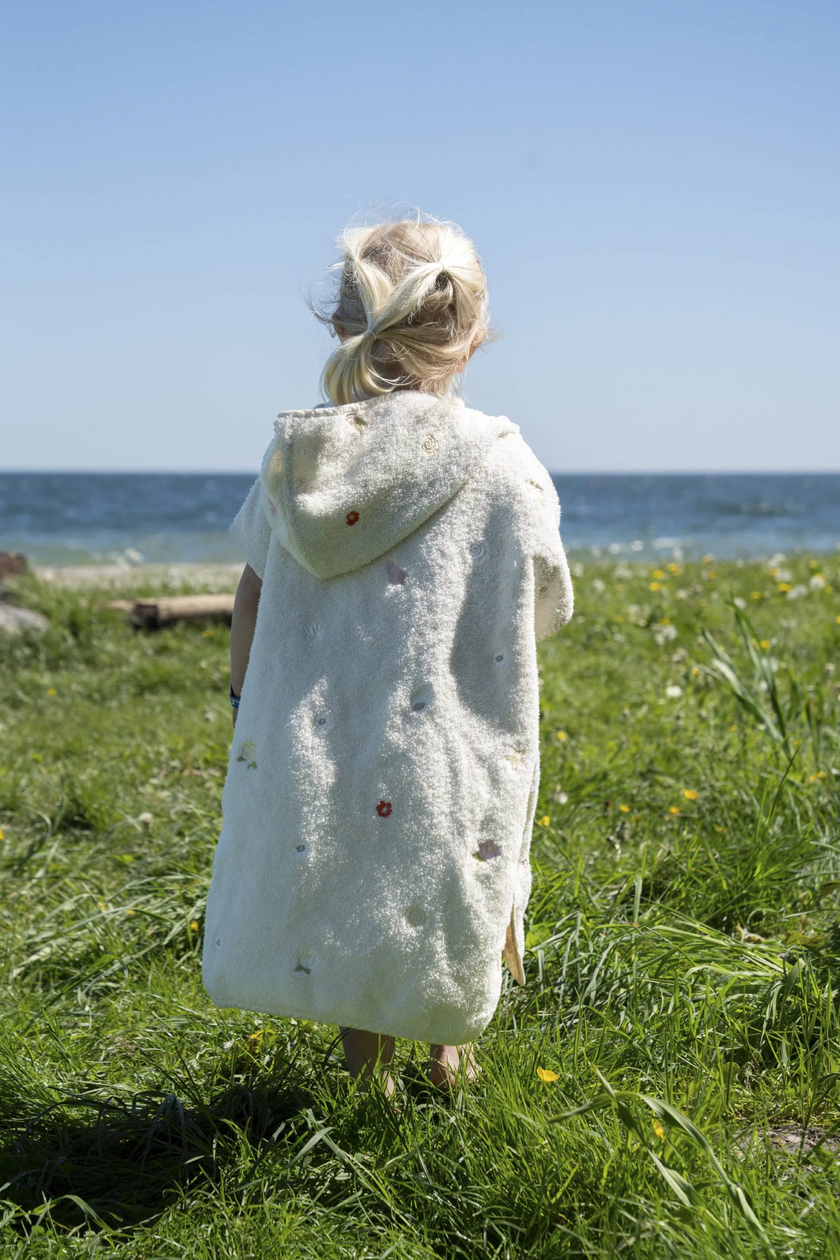 Poncho de plage brodé GOTS - Ocean Blossom
