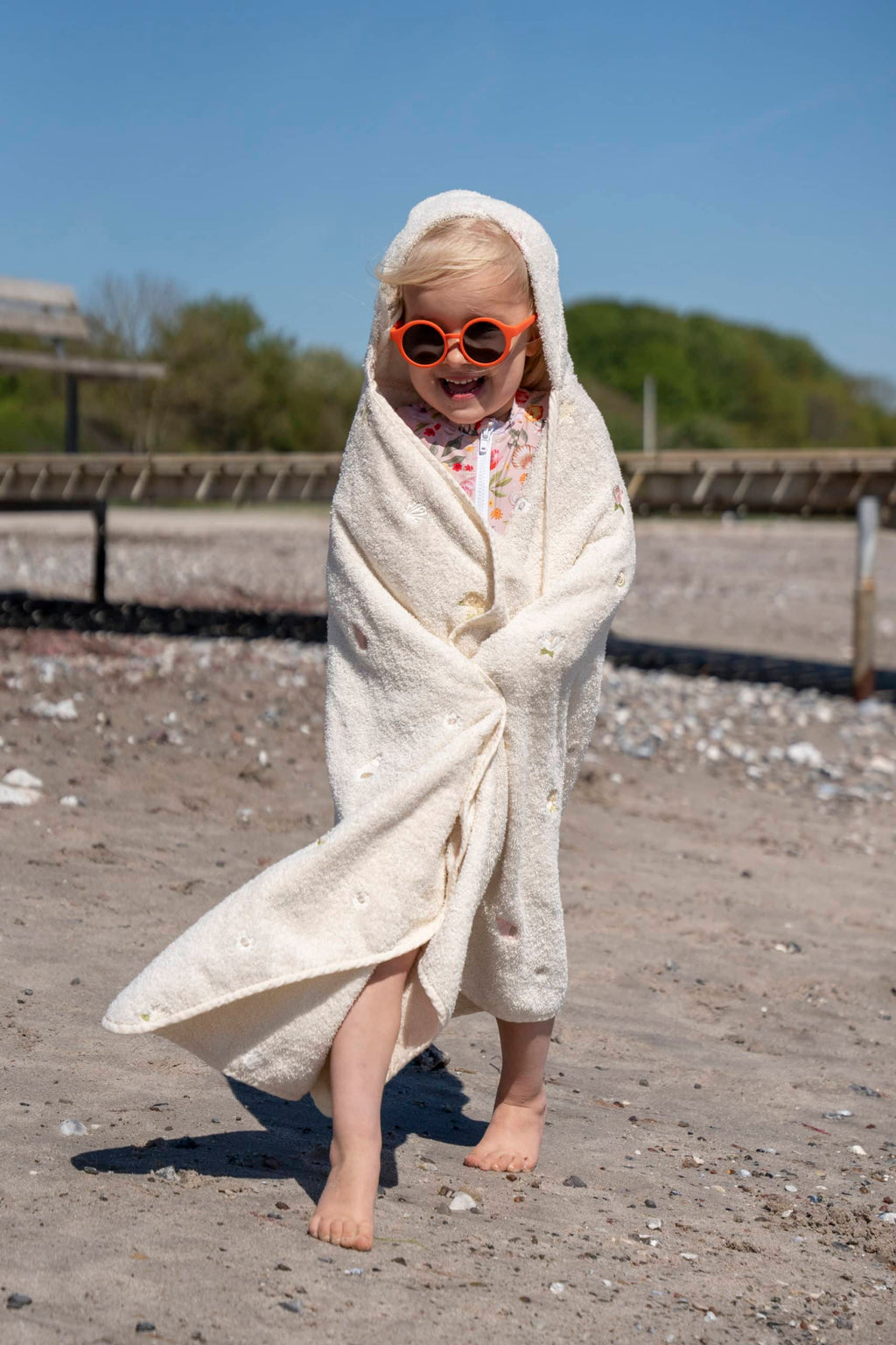 Serviette à capuche brodée GOTS - Ocean Blossom