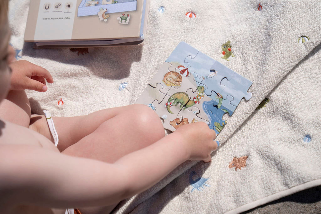 Serviette à capuche brodée GOTS - Dino Beach