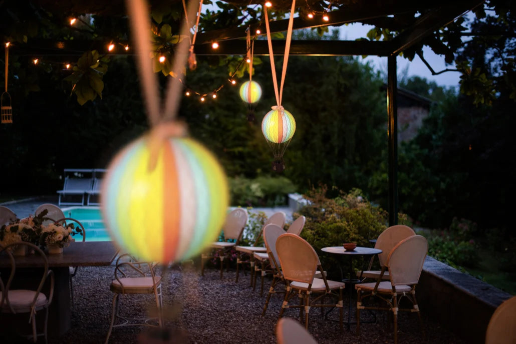 MOYENNE MONTGOLFIÈRE ÉCLAIRÉE LED - Étoiles