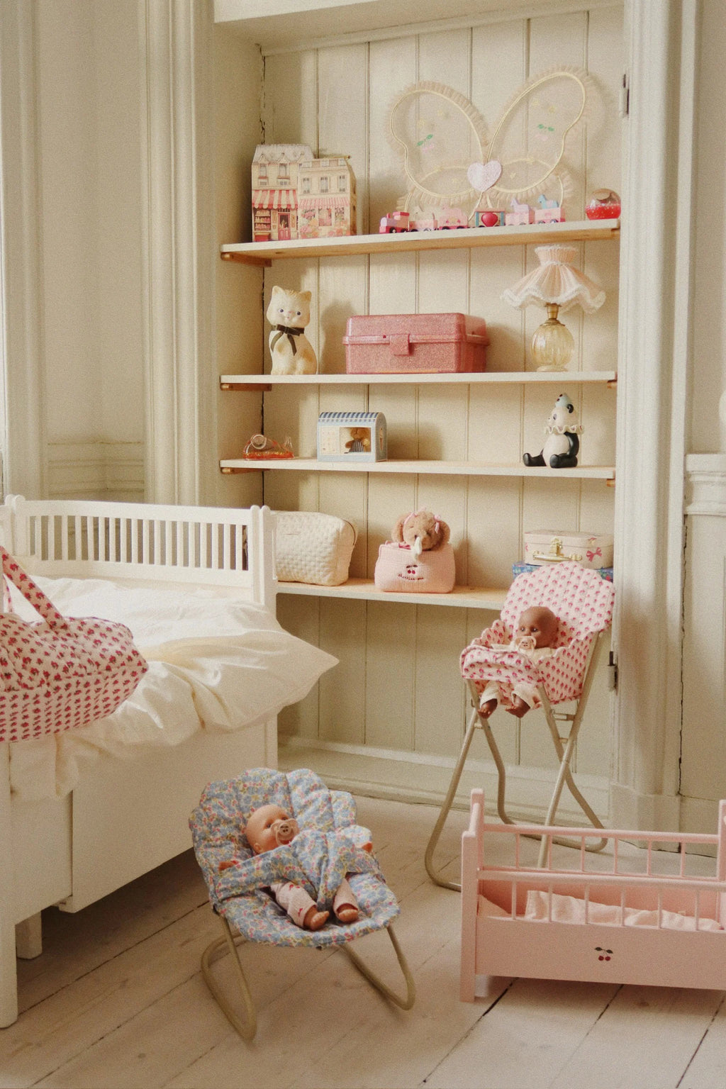 Chaise haute pour poupée rosie rose - Konges Sløjd