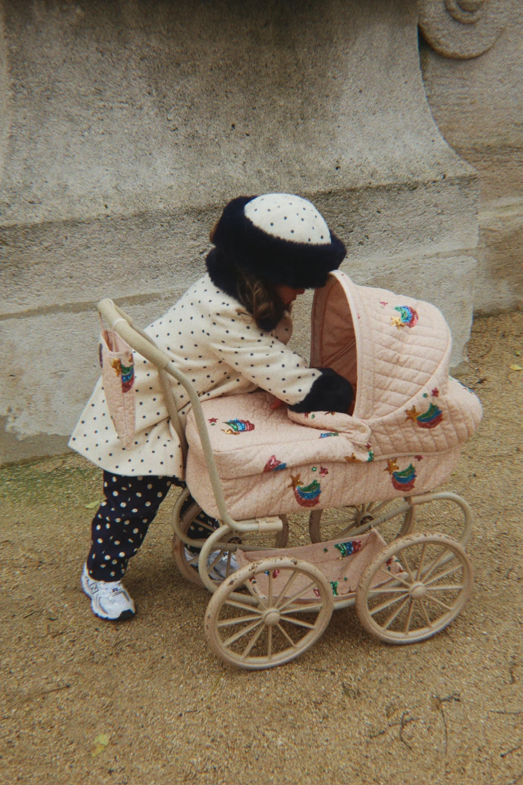 Minnie Landau pour Poupée - Rainbow star