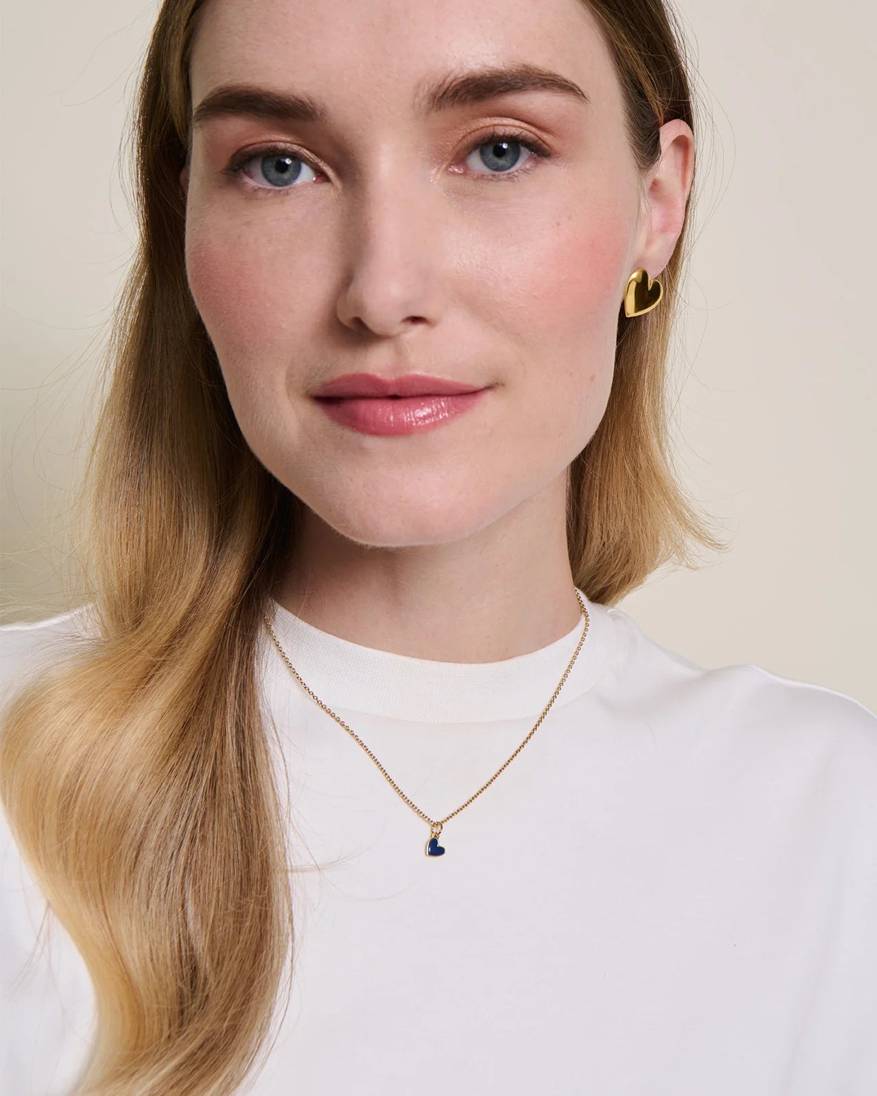 Le médaillon Cœur Manon émail bleu et or fin 24 carats - 7mm