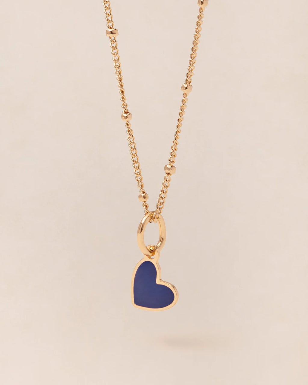 Le médaillon Cœur Manon émail bleu et or fin 24 carats - 7mm