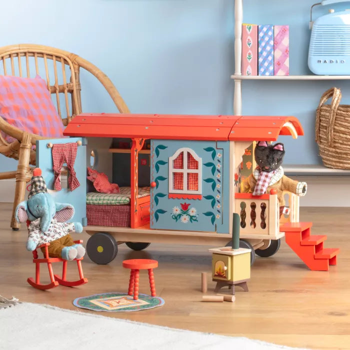 Roulotte en bois - Les Minouchkas