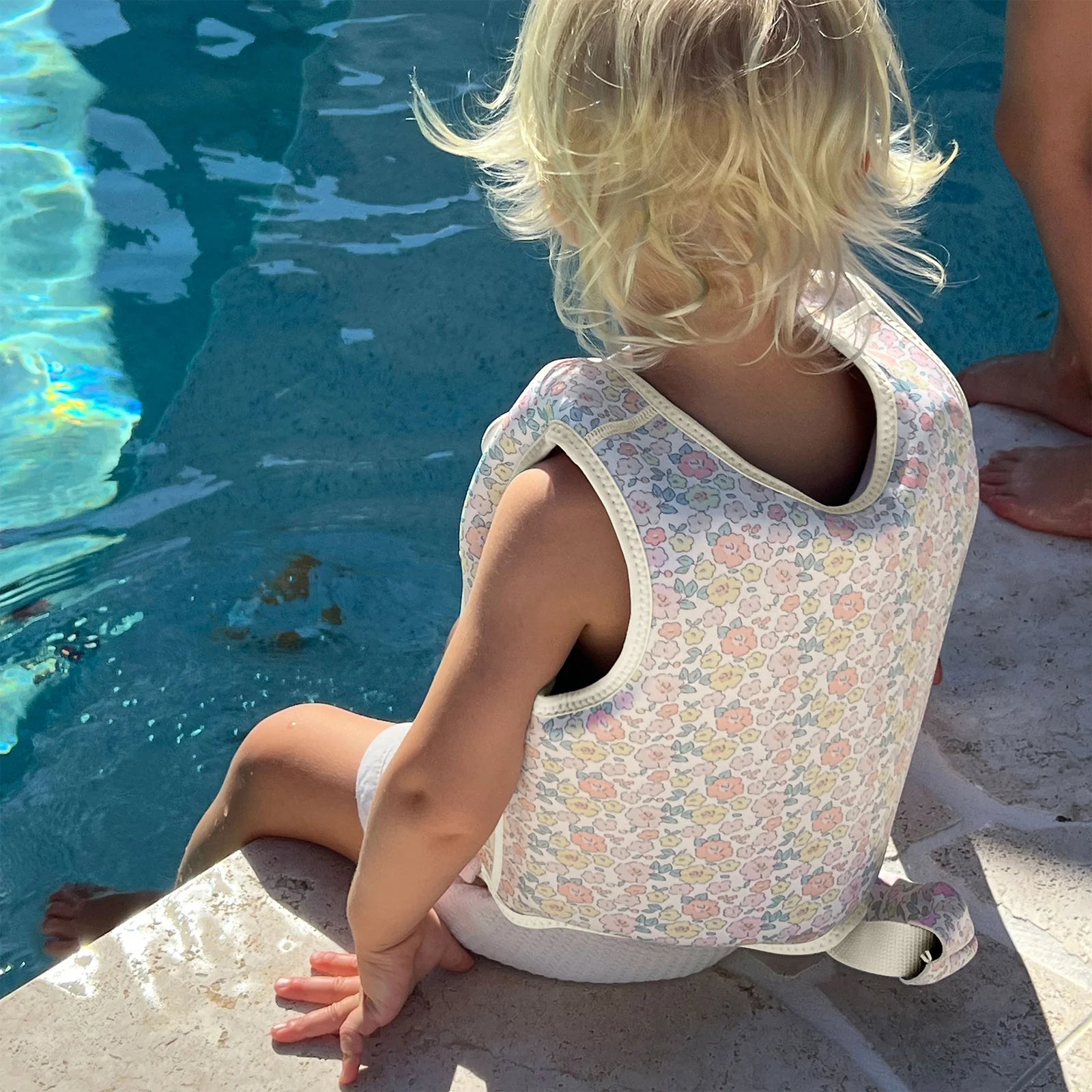 Gilet floteur - Dans le jardin - SUNNY LIFE
