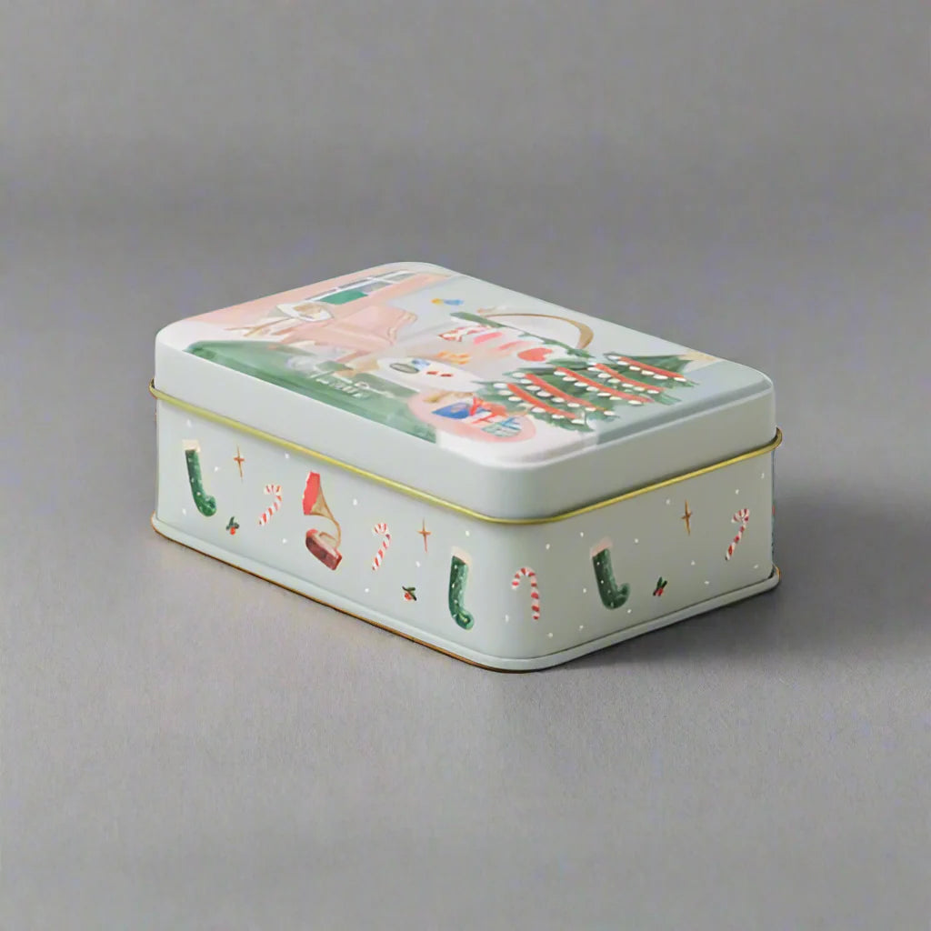 Bougie parfumée de Noël - Christmas Tin 5oz/141g Livingroom ‐ Persimmon  & Chestnut
