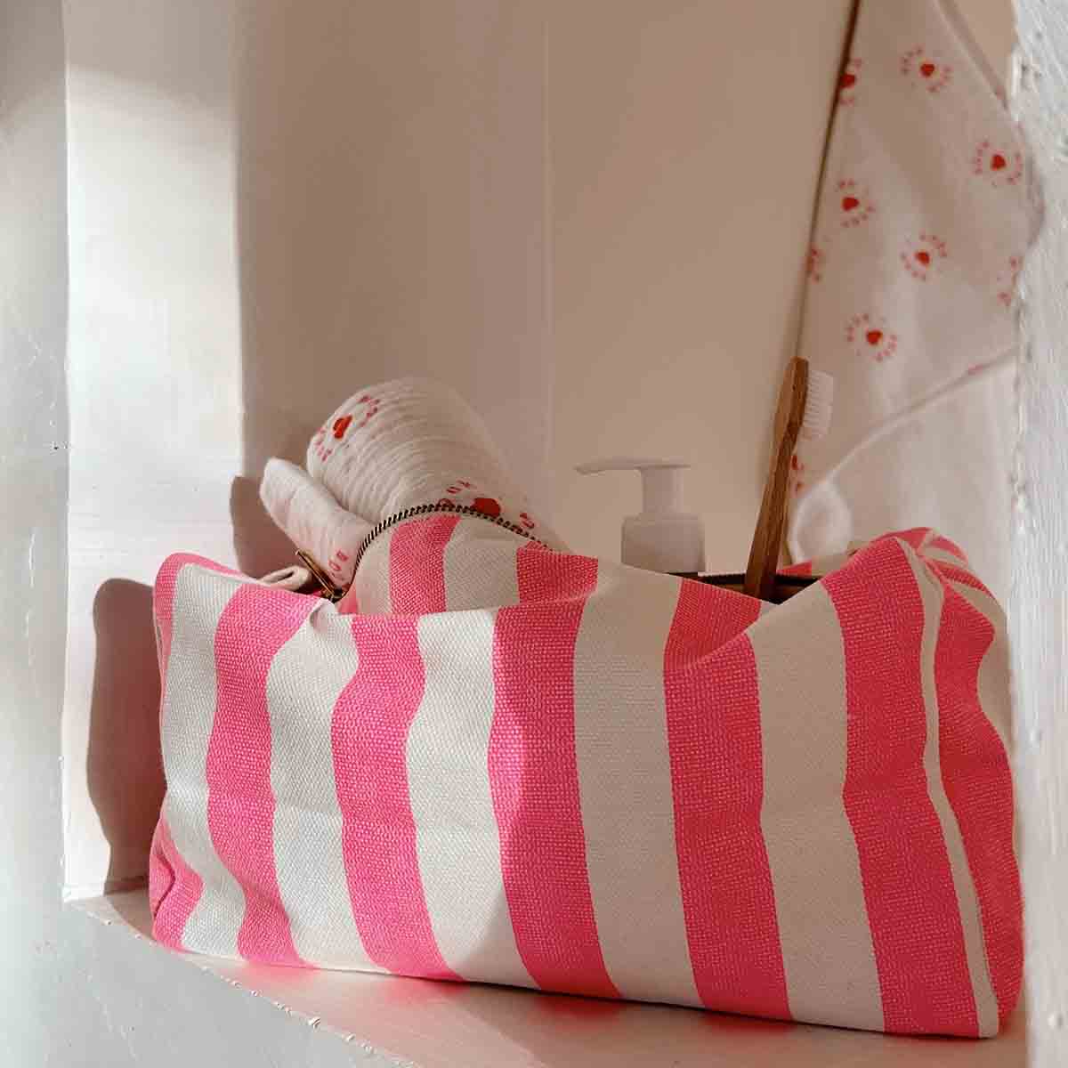 Trousse de toilette Vic - Rayures Rose fluo