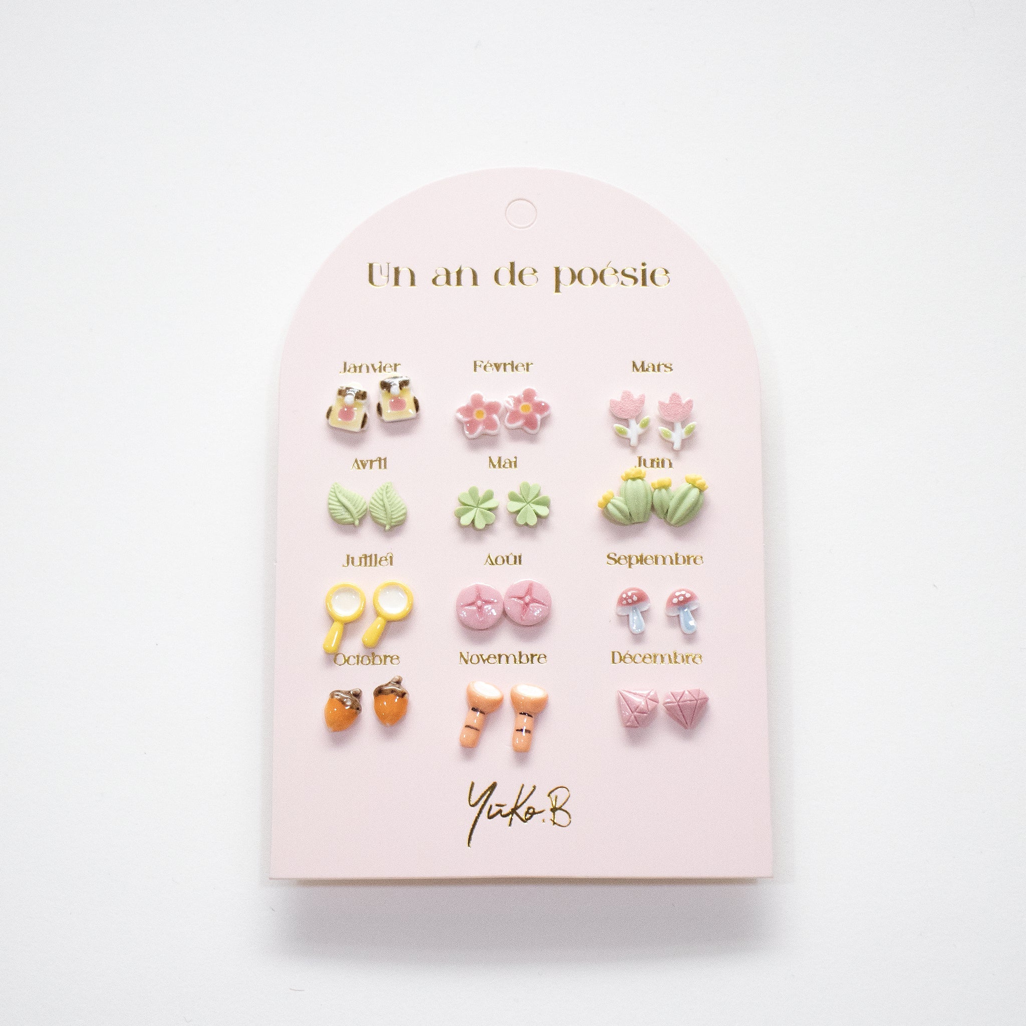 Boucles d'oreilles - Un an de Poésie Petites Exploratrices - YUKO B