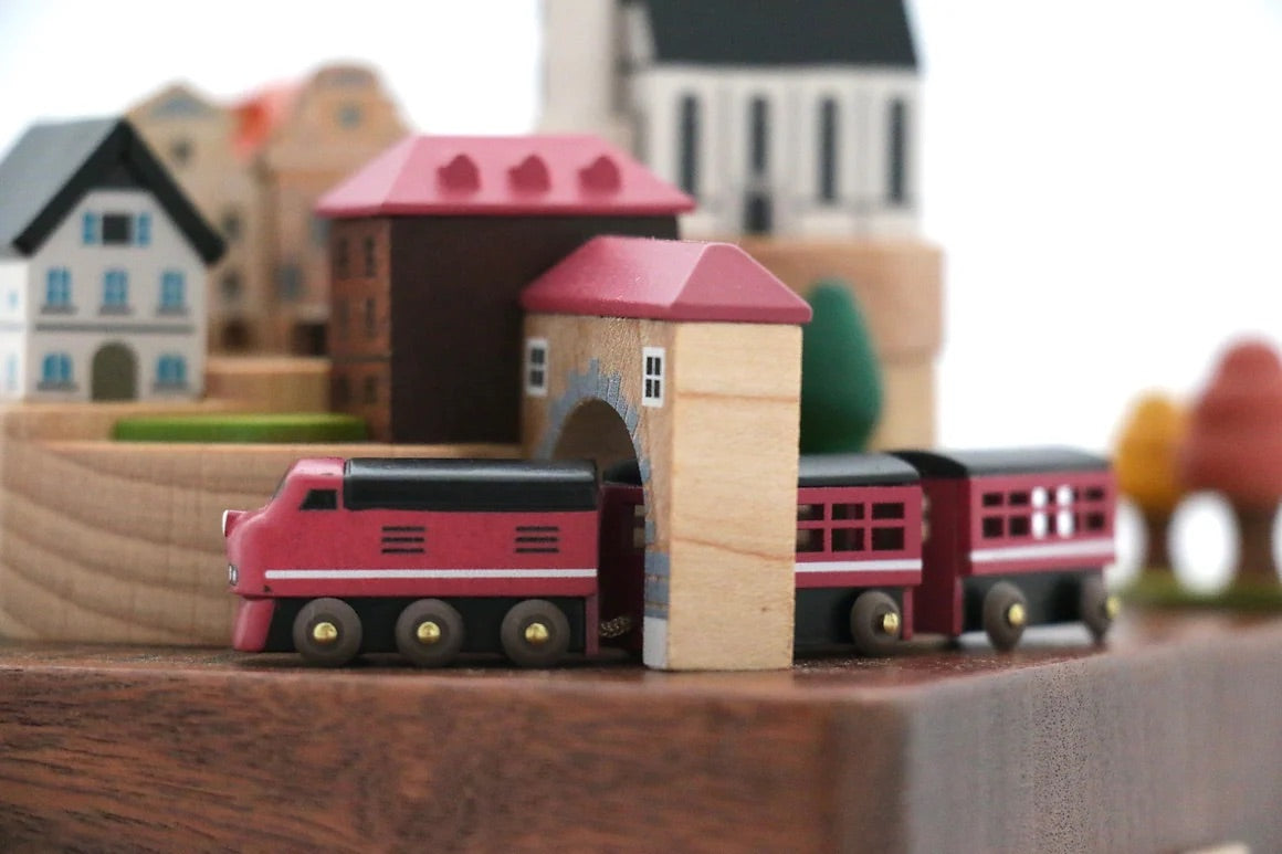 Boîte à musique Train en automne n°14