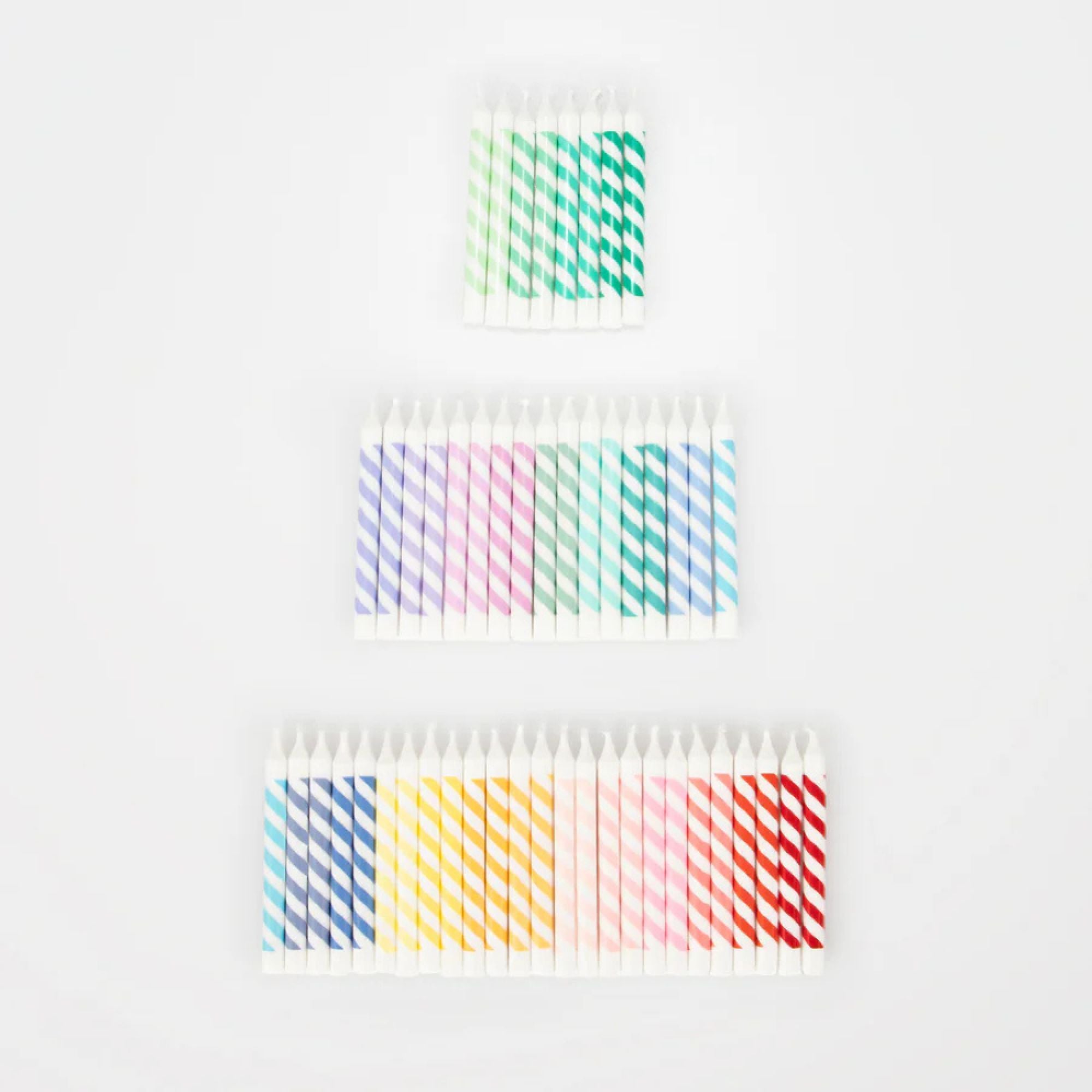 Assortiment de 50 mini bougies Arc-en-ciel à rayures - MERI MERI
