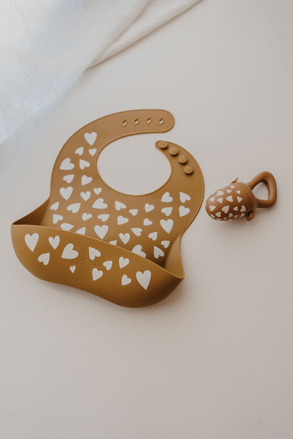 Bavoir en silicone | Fall In Love Camel