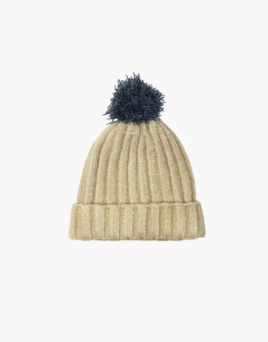 Bonnet Barry en tricot crème avec pompon bleu denim - MINIKANE =
