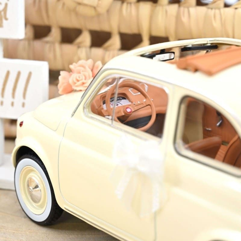 Fiat 500 L 1968 Blanc Ivoire cadeau de mariage 1/18 - NOREV
