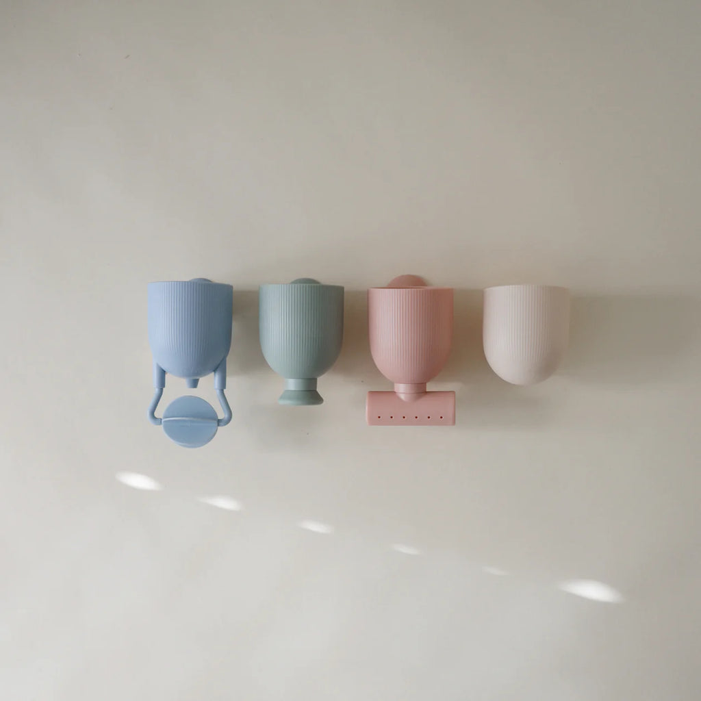 Ensemble De Bain Verser Et Jouer