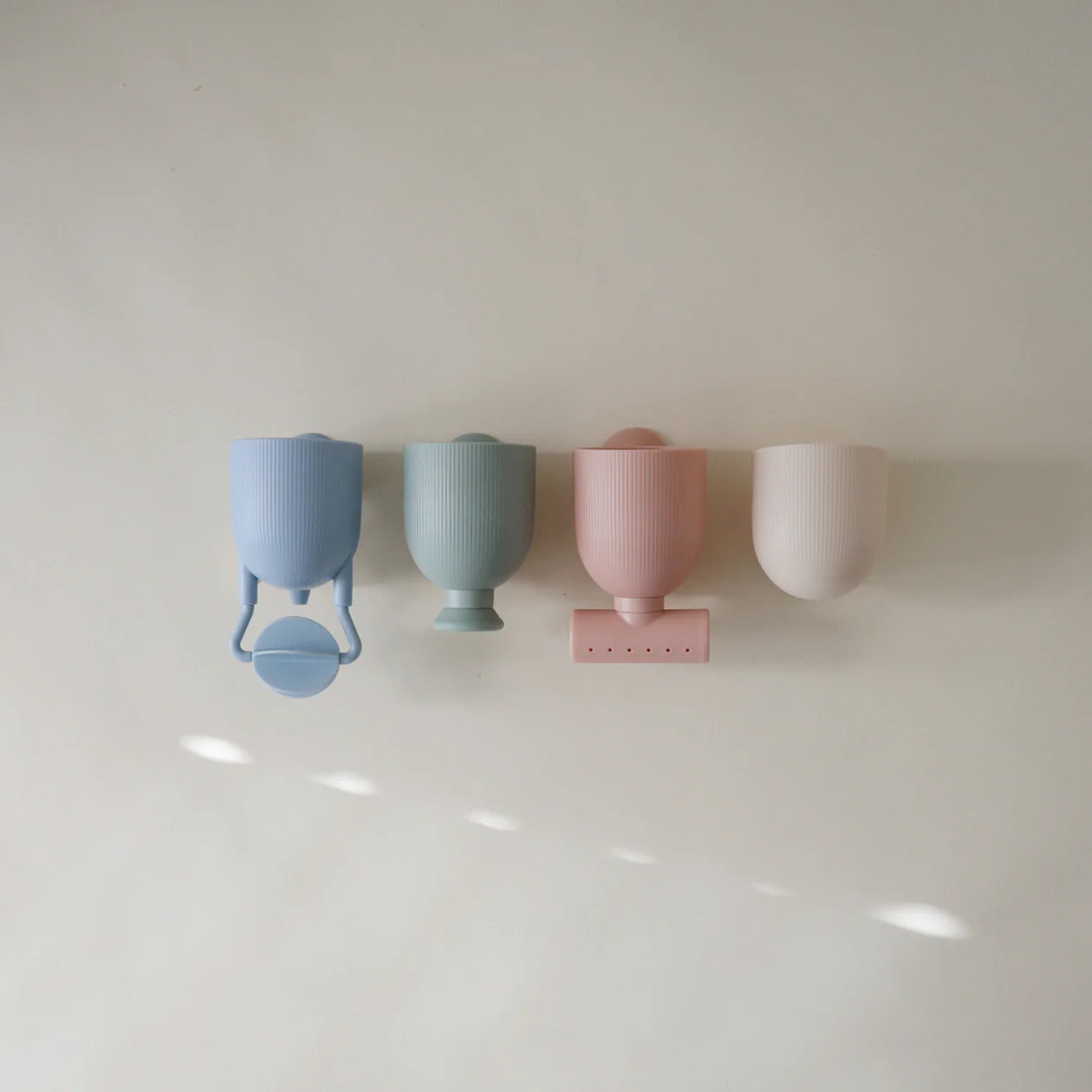 Ensemble De Bain Verser Et Jouer