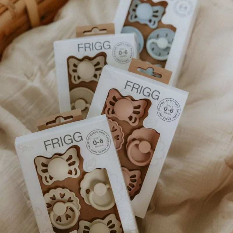 PREMIER PAQUET DE TETINES POUR BÉBÉ