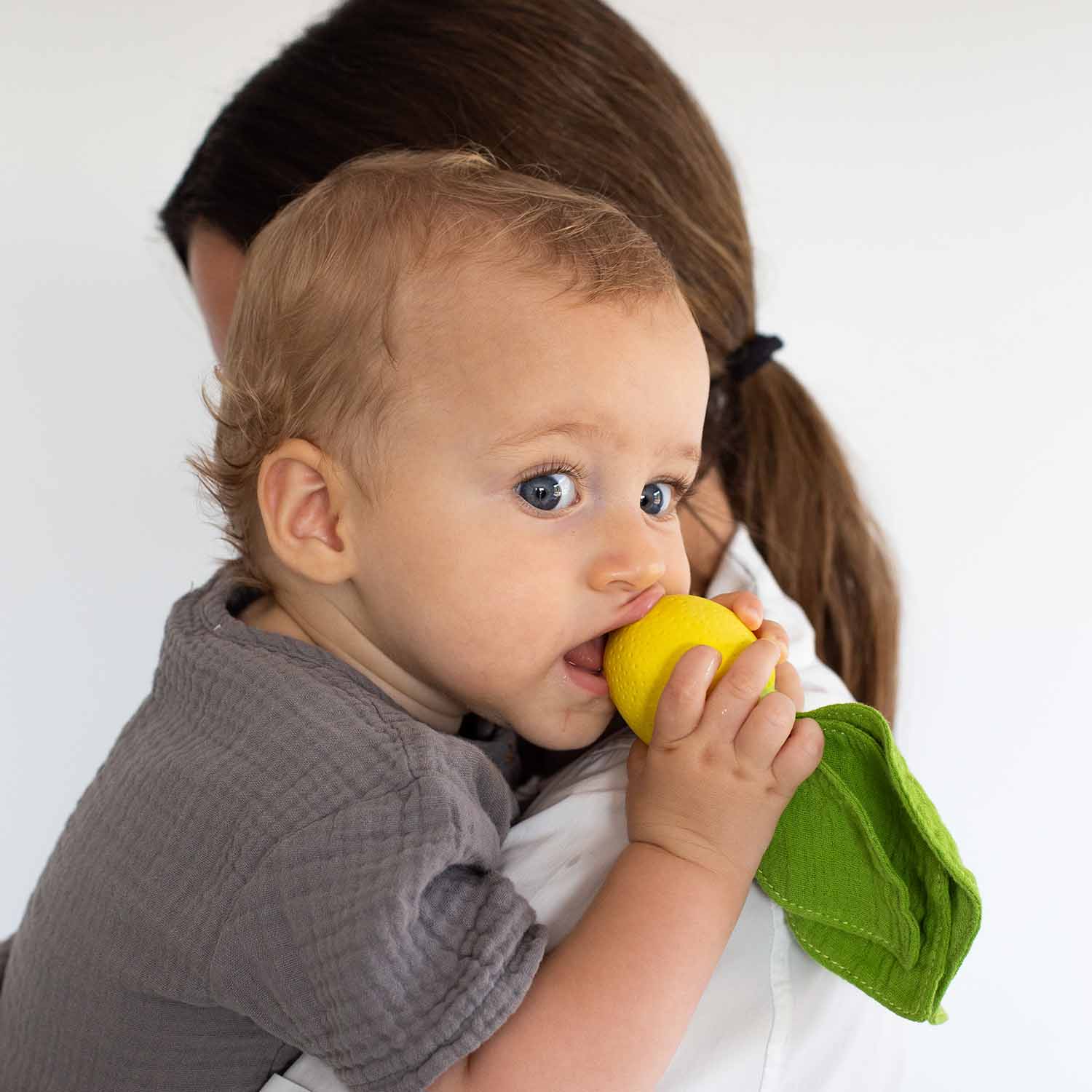 Lou Le Citron Mini Doudou-Anneau Dentition Bébé