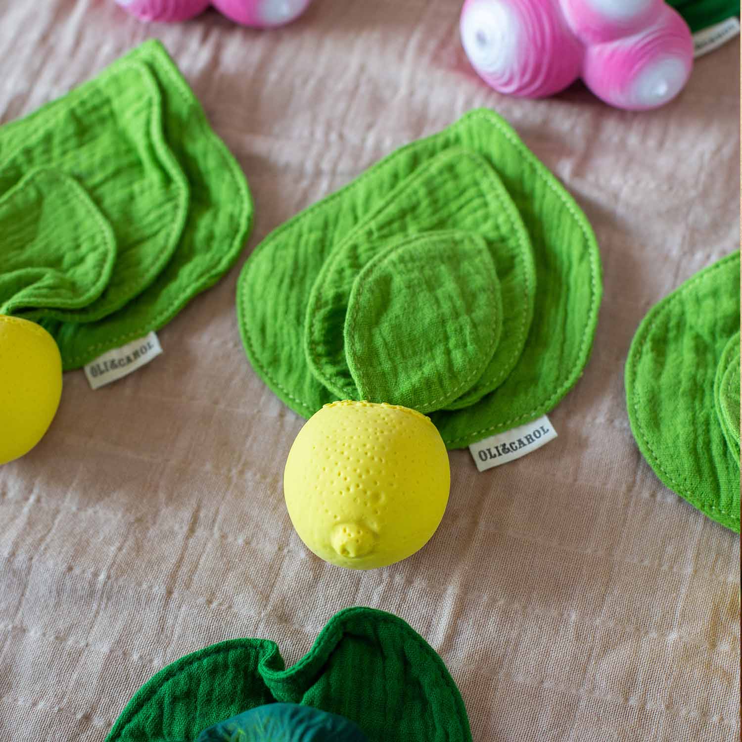 Lou Le Citron Mini Doudou-Anneau Dentition Bébé