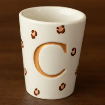 Tasse léopard - lettres