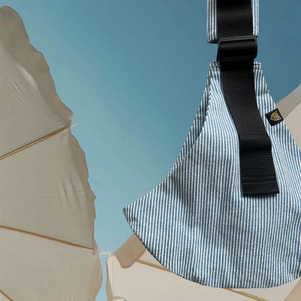 Porte-bébé à rayures en denim clair