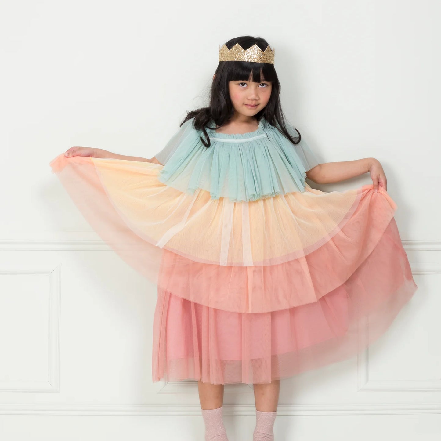 Robe de princesse à volants arc-en-ciel