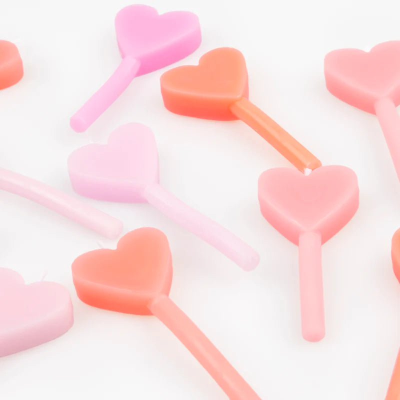 Assortiment de 12 bougies cœurs roses - MERI MERI