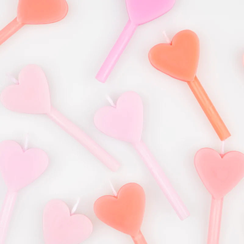 Assortiment de 12 bougies cœurs roses - MERI MERI