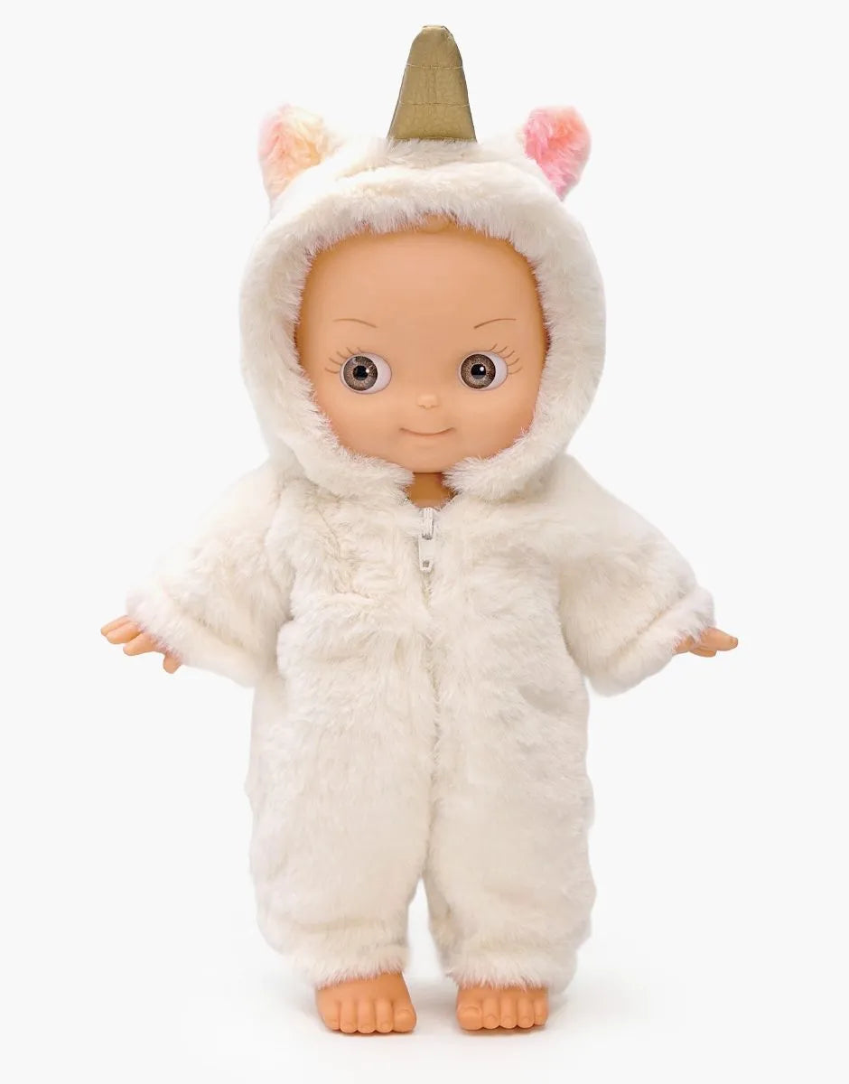 Ninon en Fantasia et sa tenue de licorne blanche