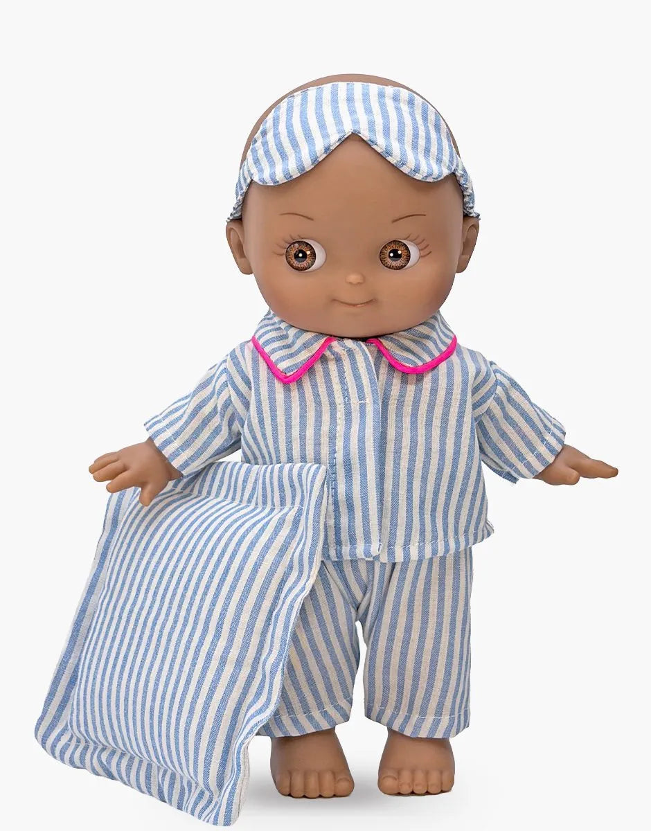 Noah à la maison et son ensemble de nuit rayé bleu