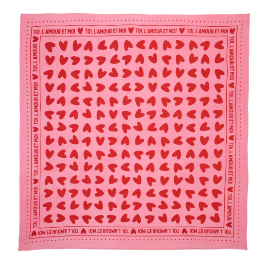 Petit foulard coeur - fond rose / motif rouge