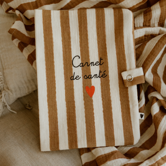 Protège carnet de santé - ATELIER WAGRAM