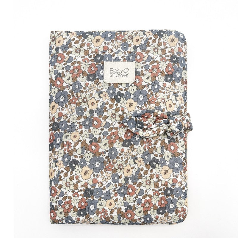 Protege carnet sante knot floral meadow