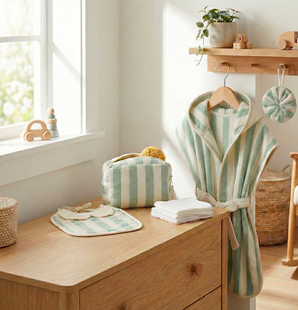 Trousse de toilette en bambou rayée ivoirevert de gris - BB&Co