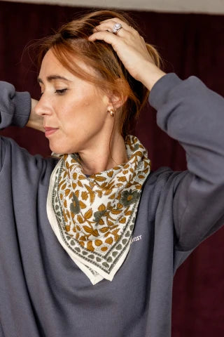 Small Foulard Manika "Cœur" Macadamia